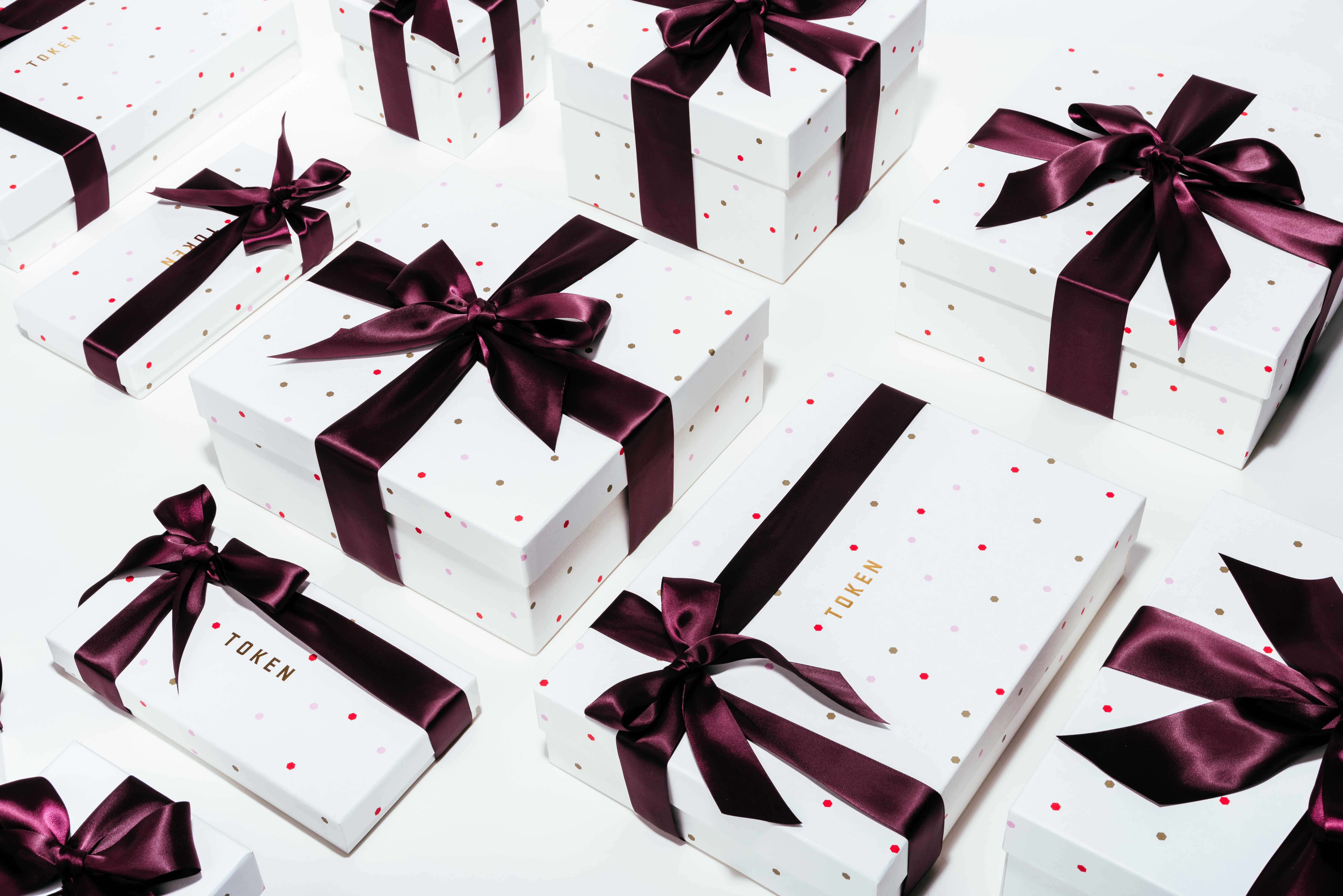 The Classic Style of a Token Gift